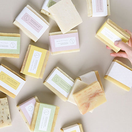 Naturalcoldprocesssoapbar-handamdebyLizush_2